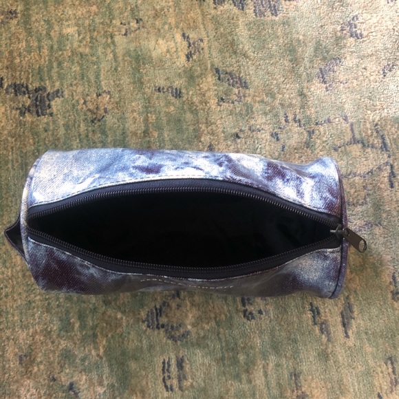 Rebecca Minkoff cosmetic bag - Picture 3 of 3